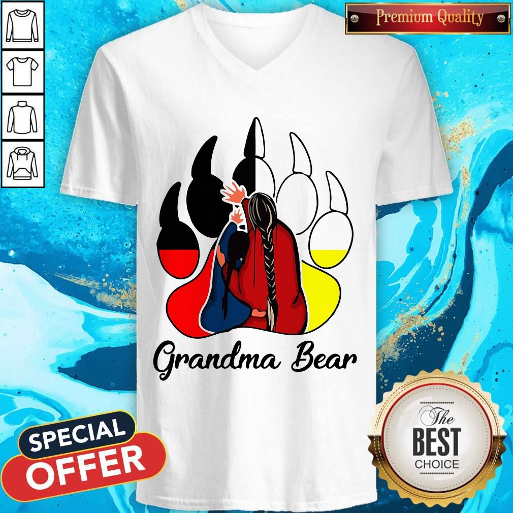 Pro Mama Bear Native American Bear Paw Medicine Wheel Shirt - Image 2