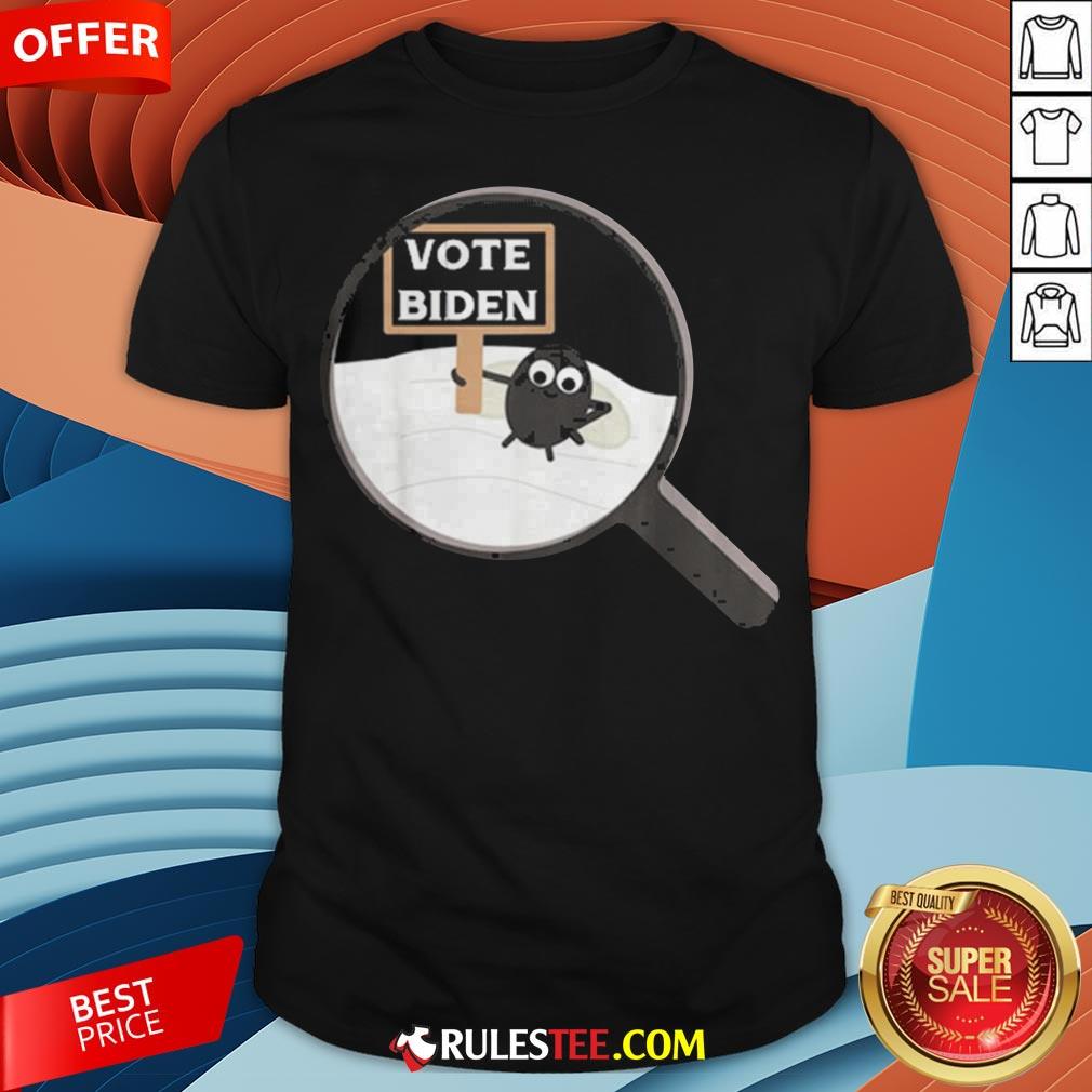 The Fly On Vice President Pence Head Debate 2020 Vote Biden Shirt