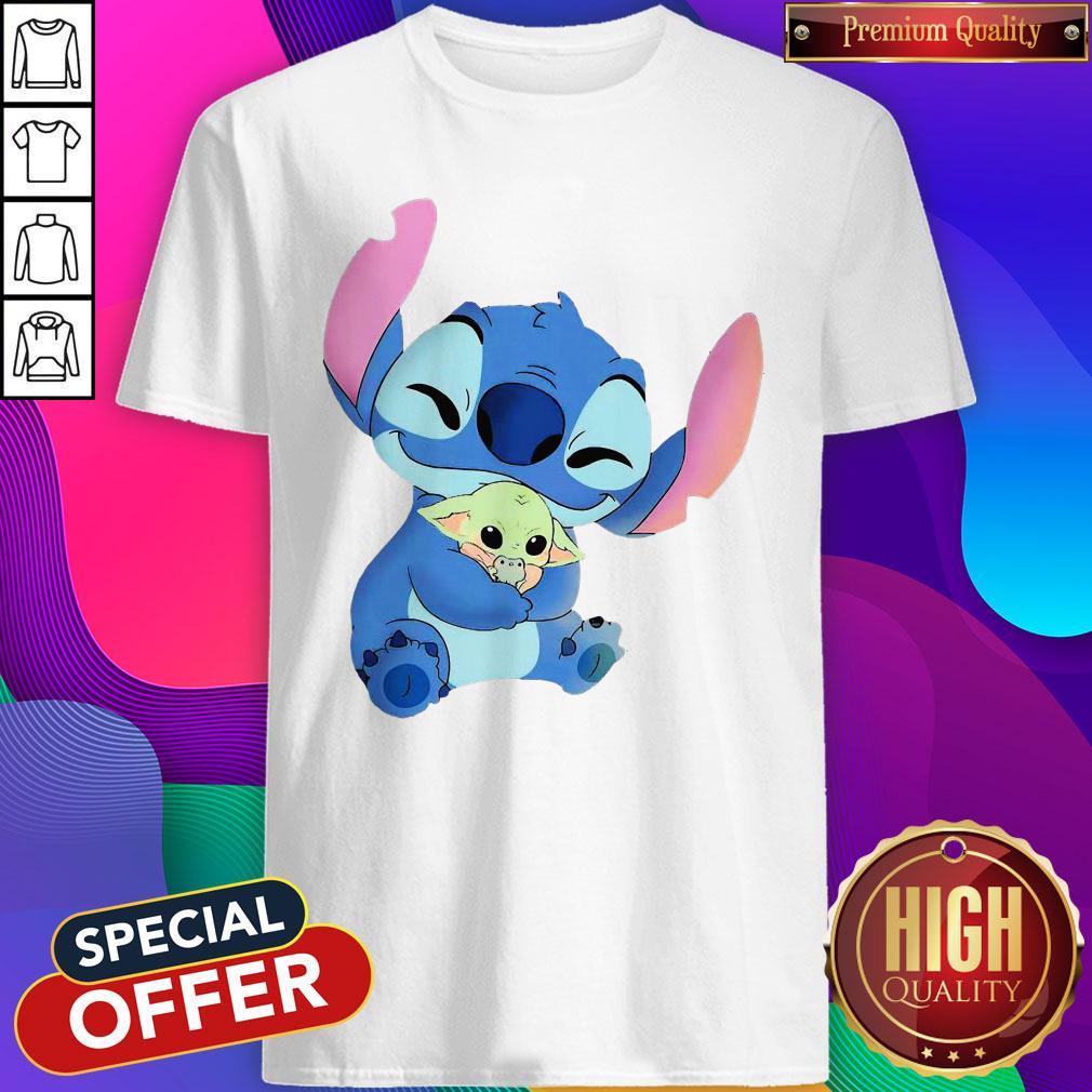 So Beautiful Baby Stitch Hug Baby Yoda Shirt
