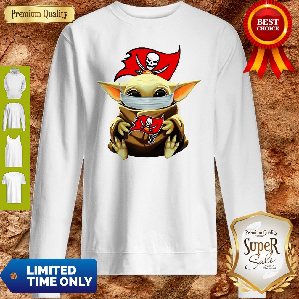 Official Star Wars Baby Yoda Face Mask Hug Tampa Bay Buccaneers Shirt - Image 2