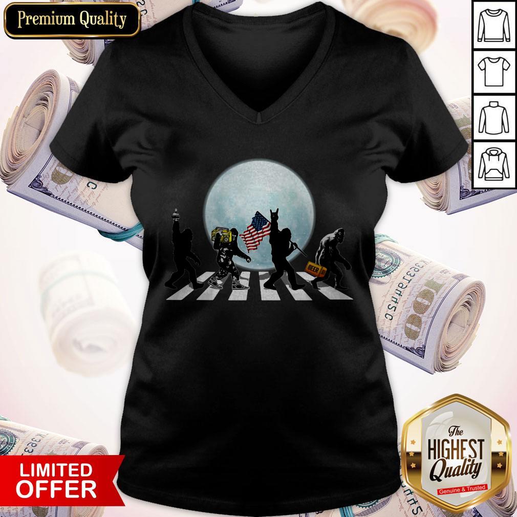 The Bigfoots Beer Radio American Flag Walk In The Moon Shirt - Image 3