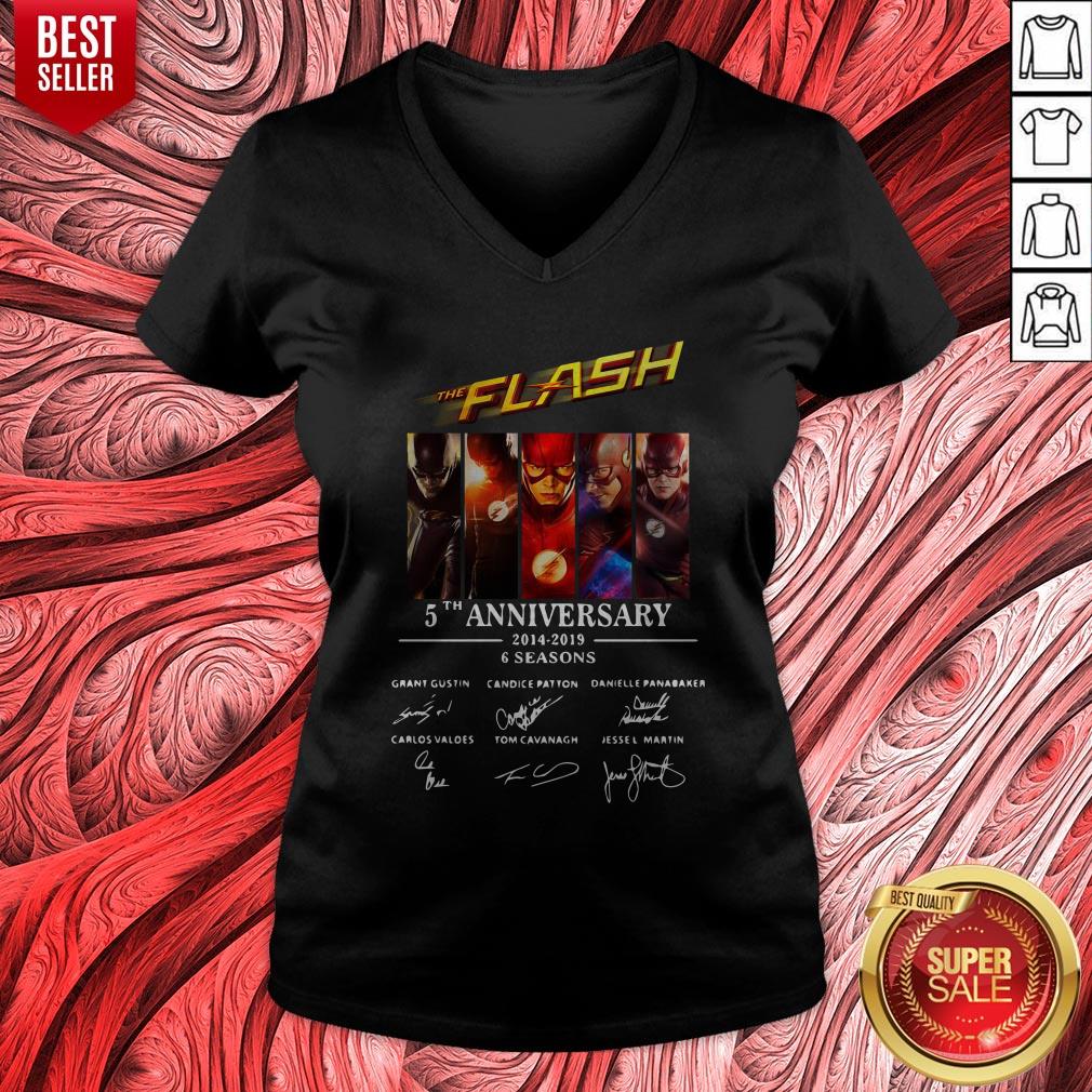 The Flash 5th Anniversary 2014 2019 6 Seasons Signatures Shirt - Image 4