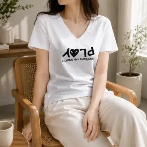 Alternative view of Top Comme Des GarçOns Play Logo Fashion Shirt