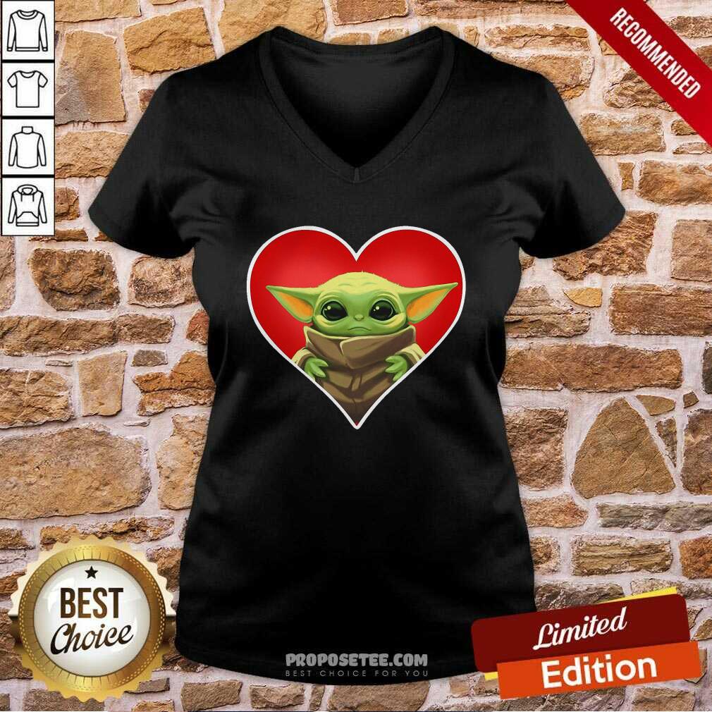 Top Heart Baby Yoda Shirt - Image 2