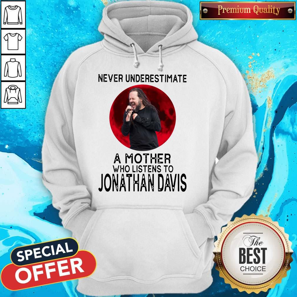 Top Never Underestimate A Mother Who Listens To Jonathan Davis Moon Shirt - Image 2
