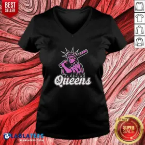 Alternative view of Top Nice Flushing Queens Statue Of Liberty Holding Baseball Bat Shirt