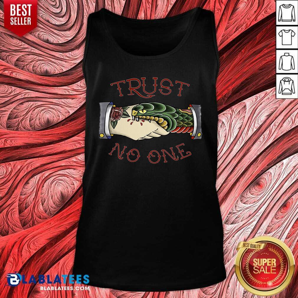 Trust No One American Traditional Tattoo Shirt - Image 4