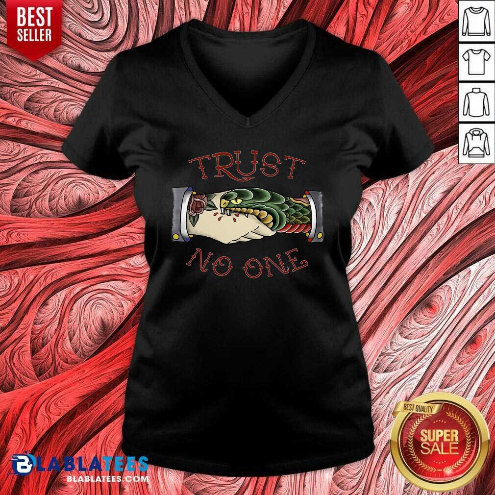 Trust No One American Traditional Tattoo Shirt - Image 3