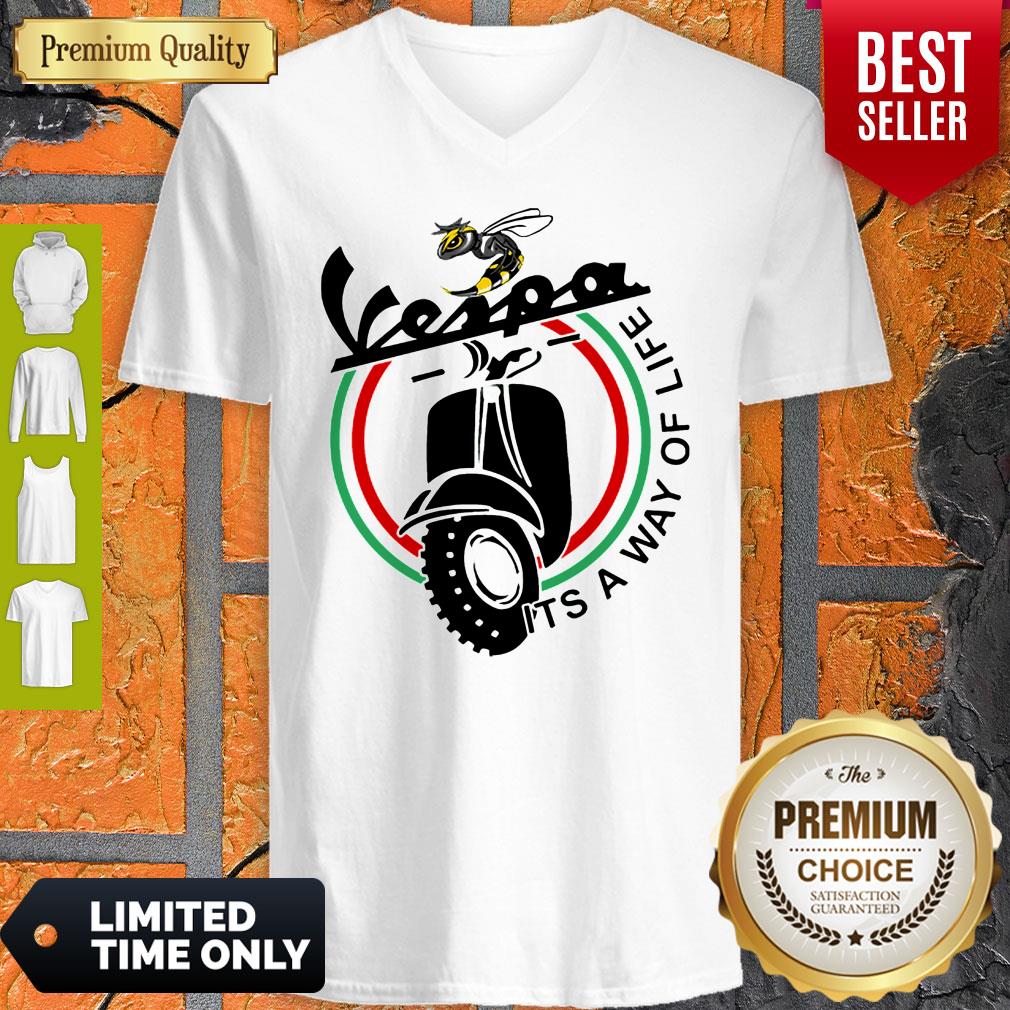 Nice Bee Vespa It’s A Way Of Life Shirt - Image 3