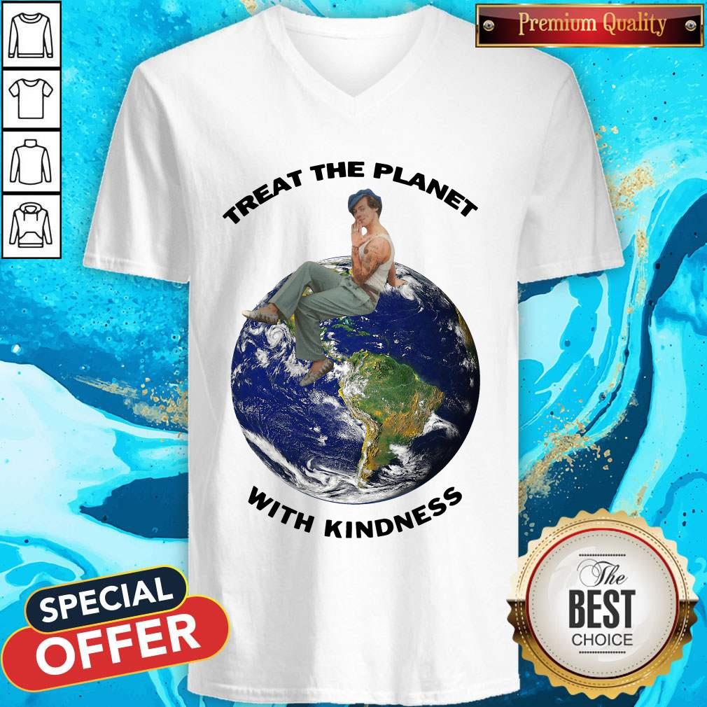 Wonderful Harry Styles Treat The Planet With Kindness Shirt - Image 2